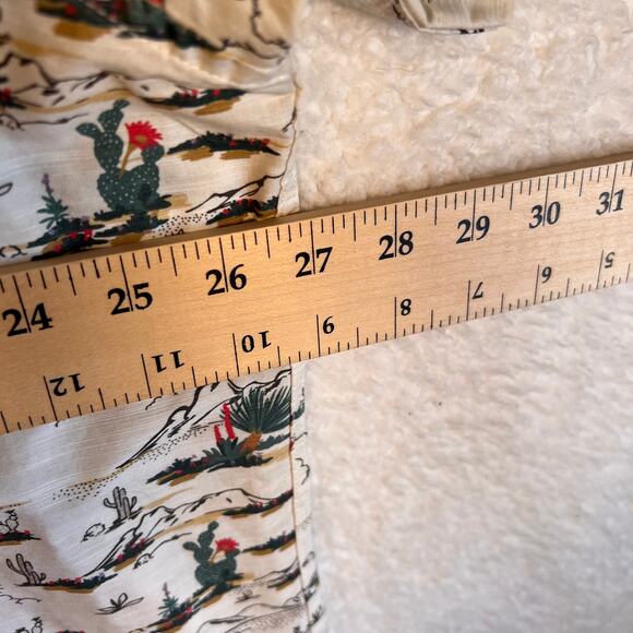 Johnnie O Mens 2XL Ezekiel Button Down Shirt White Cactus Hangin Out Resort - Picture 5 of 7